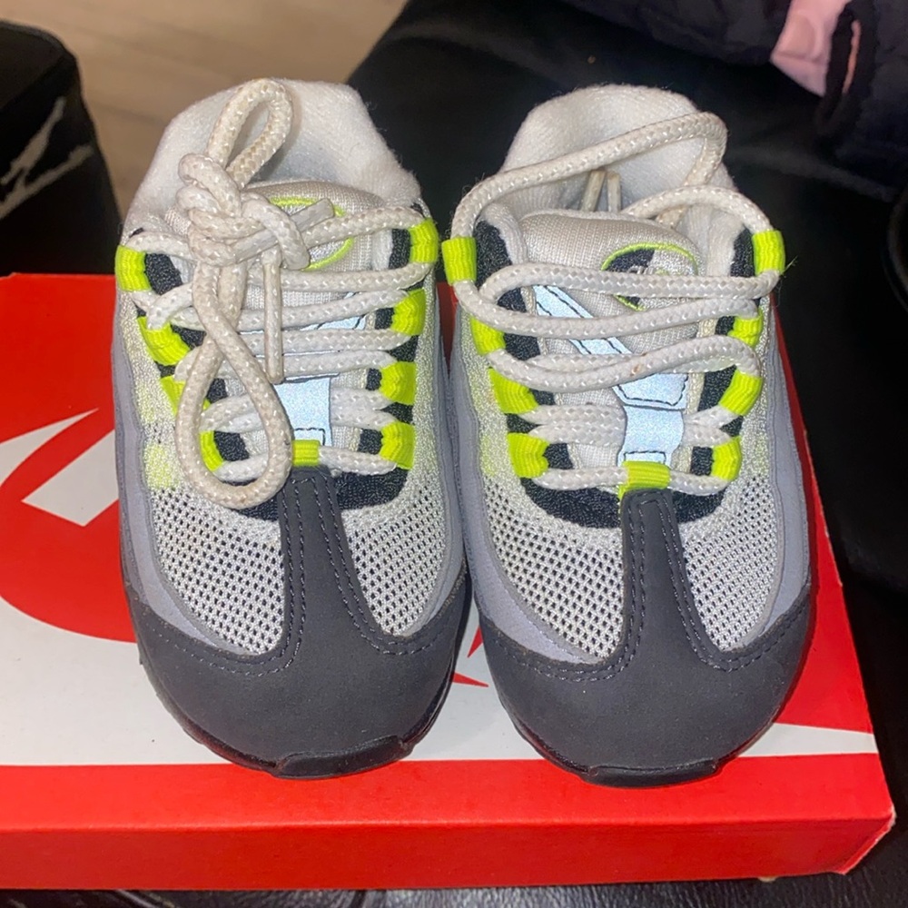 Nike Air Max 95 OG Neon